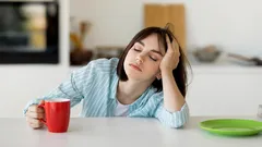 Cuándo la somnolencia después de comer es normal y cuándo conviene preocuparse